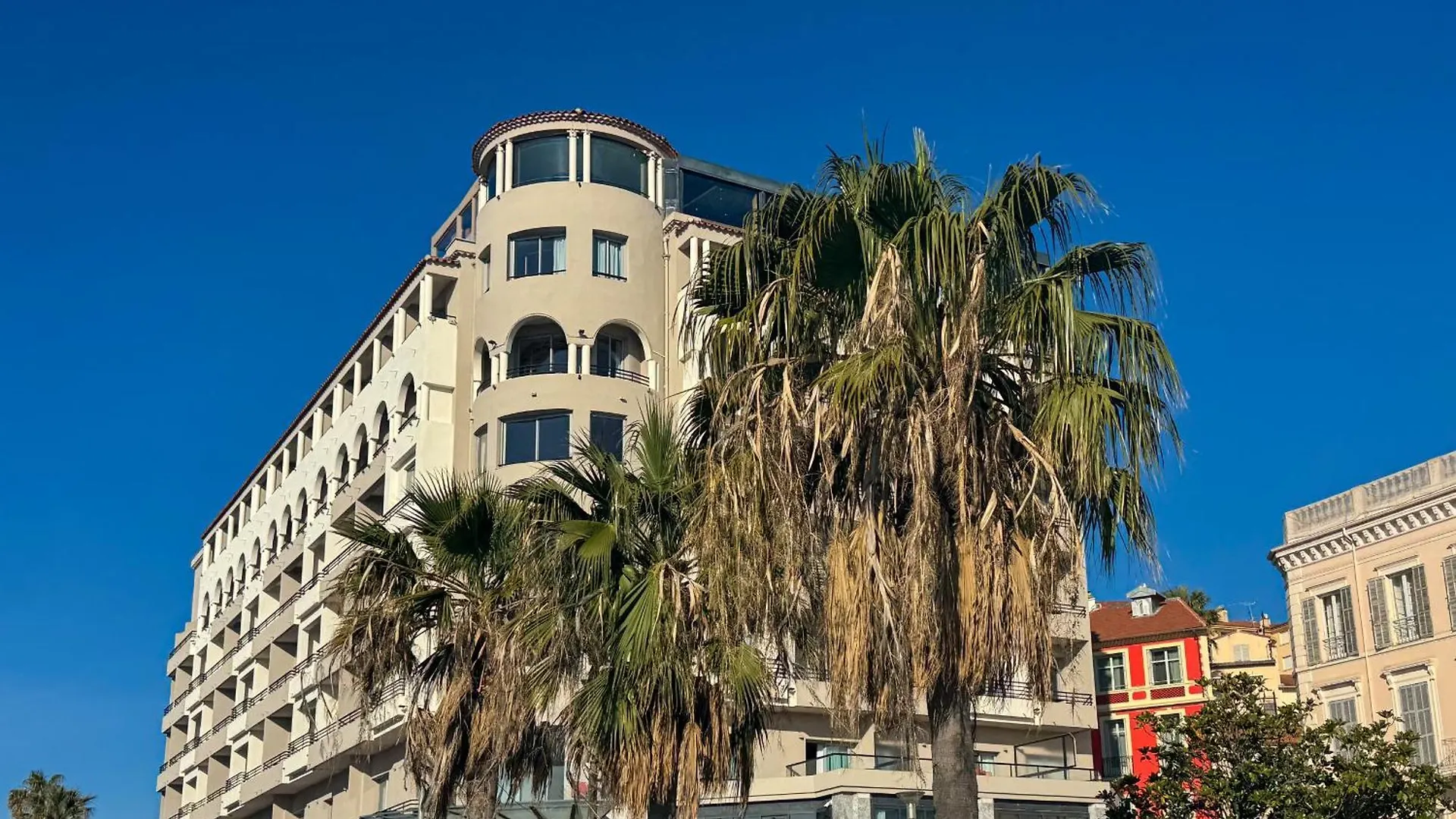 Meynadier 12B Cannes