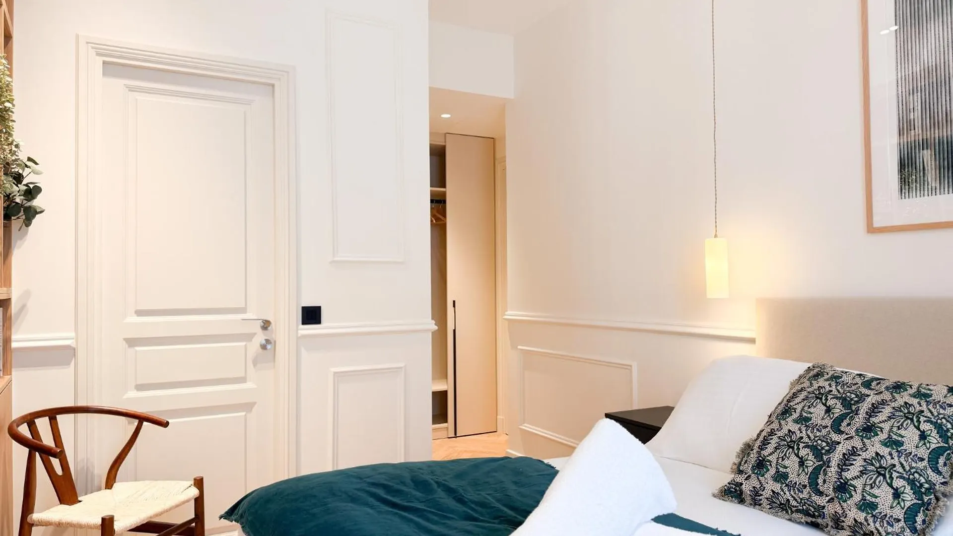 Meynadier 12B Cannes France
